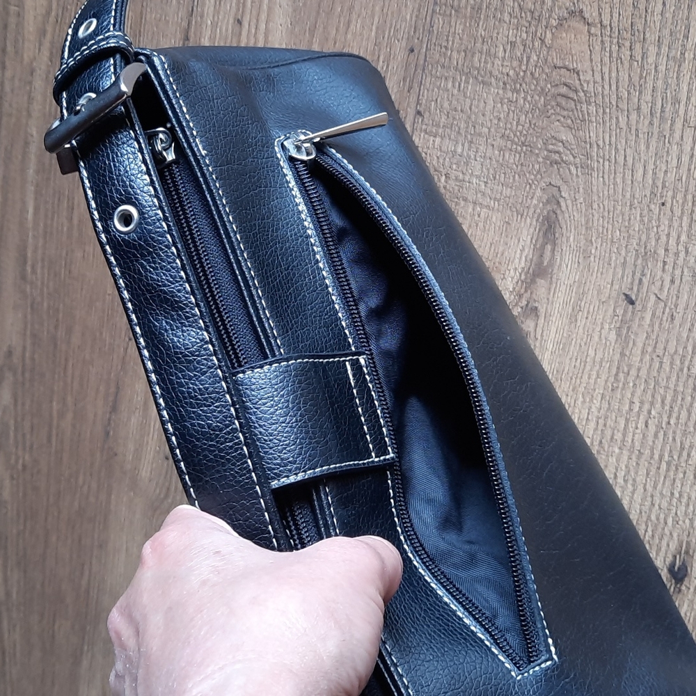Handbag - Picture 12 of 16